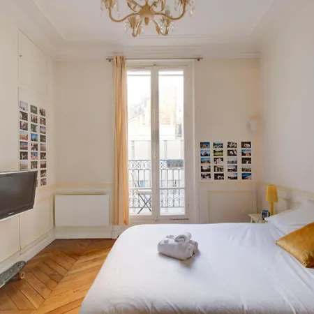 Apartment Le Petit Pantheon: Cosy 2-room Apart Center *